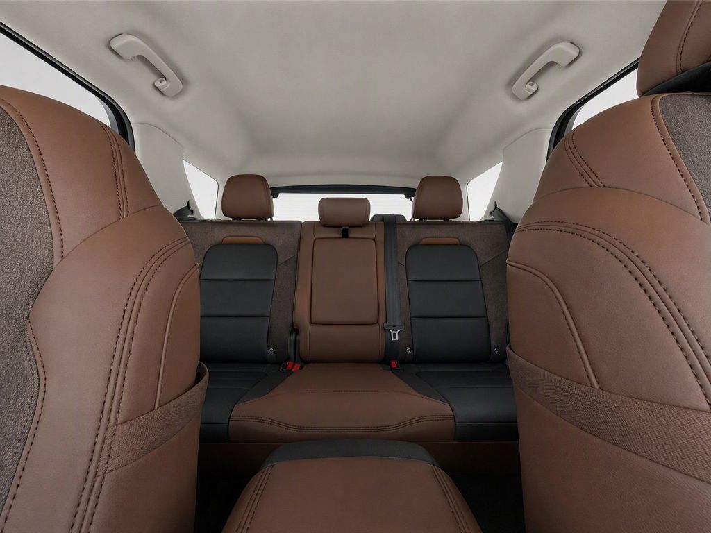New 2026 Oxford White Ford Outer Banks® image 15