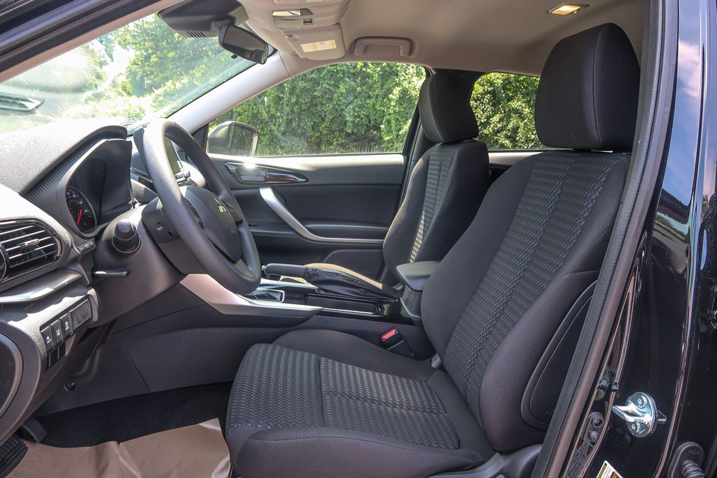 2026 Mitsubishi Eclipse Cross ES