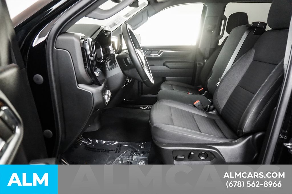 Used 2023 Black GMC Elevation image 16