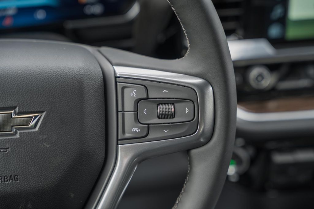 ChevroletSilverado 2500HD36
