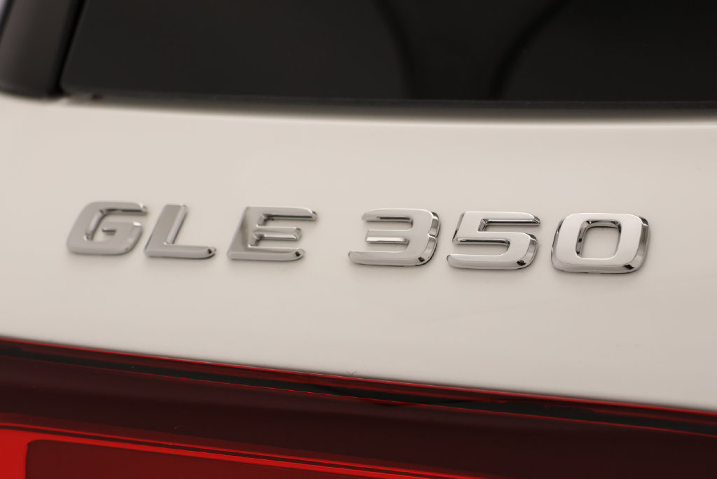 Thumbnail: 2026 Mercedes-Benz GLE - 9