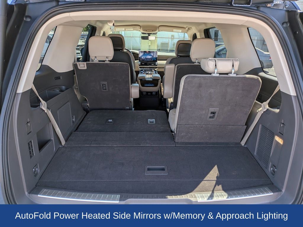 2022 Lincoln Navigator Standard