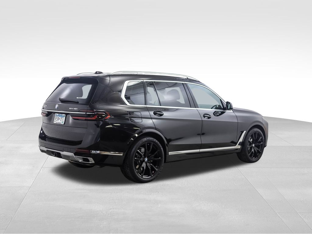 Thumbnail: 2025 BMW X7 - 5