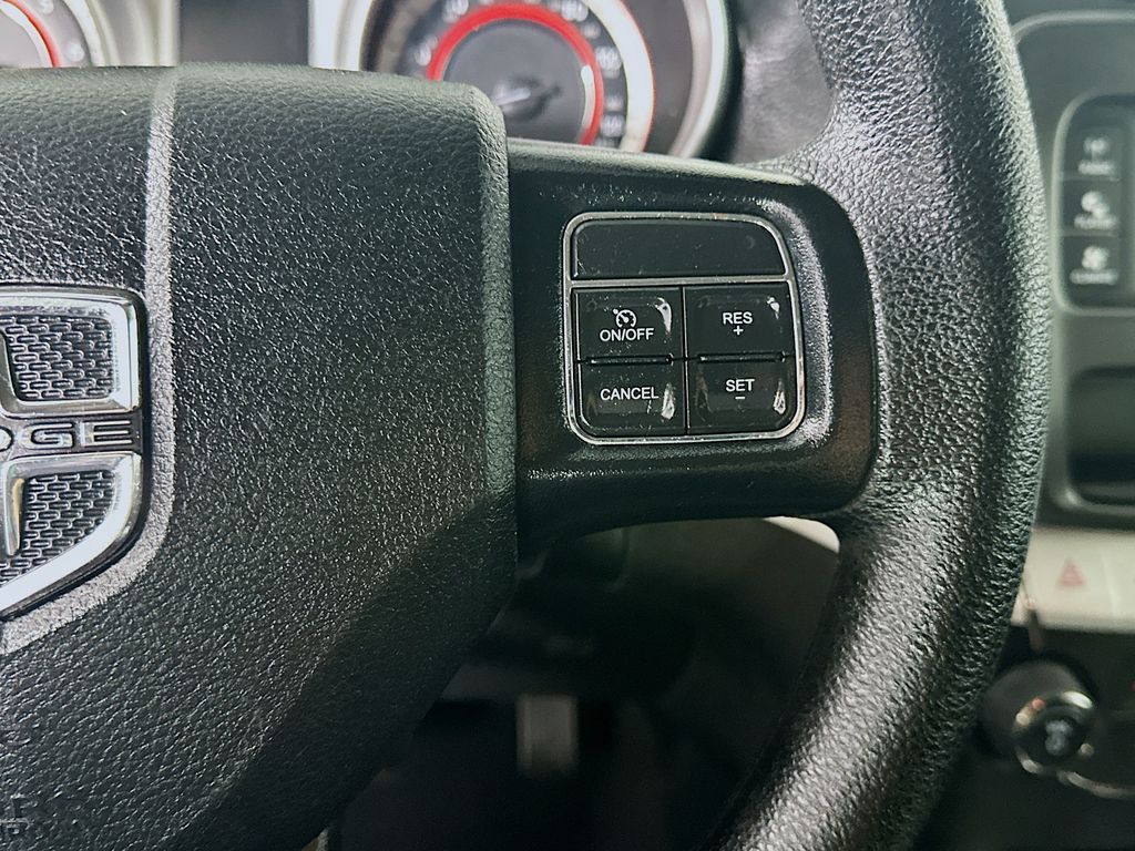 Used 2018 Gray Dodge SE image 25