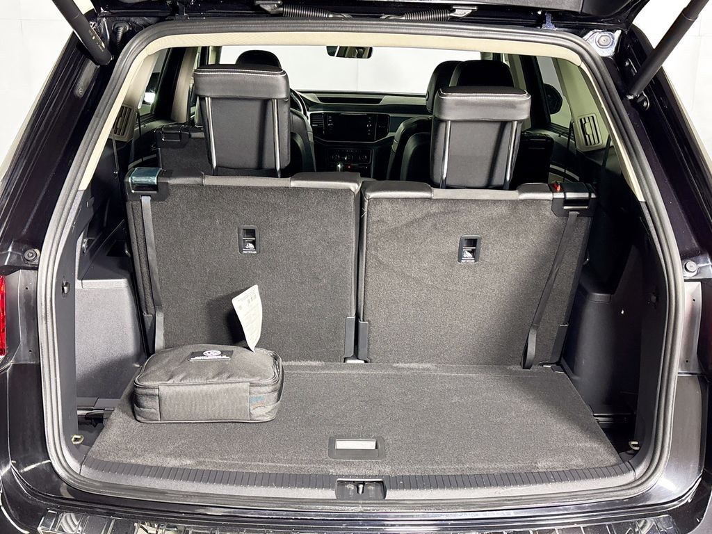 2023 Volkswagen Atlas 3.6L V6 SEL Premium R-Line