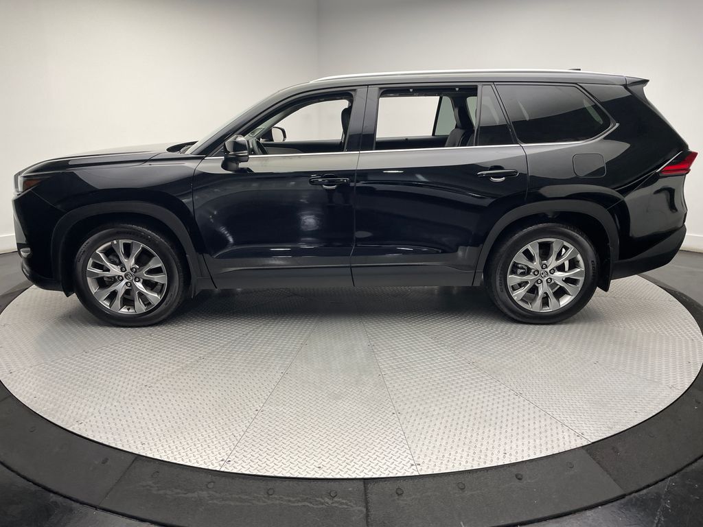 2024 Toyota Grand Highlander Limited 8