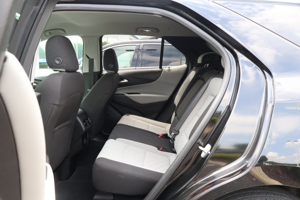 Thumbnail: 2020 Chevrolet Equinox - 29