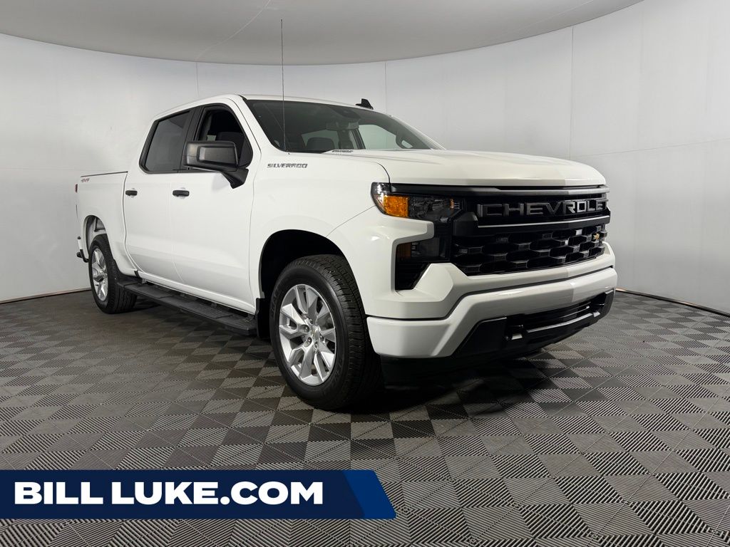 Summit White 2025 Chevrolet Silverado 1500 Pickup Truck Four-Wheel Drive 8-Speed Automatic