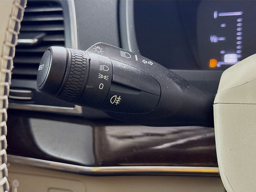 Used Car 2019 Volvo Xc90  T5 Momentum For Sale Under $20,000 In Austin, Texas