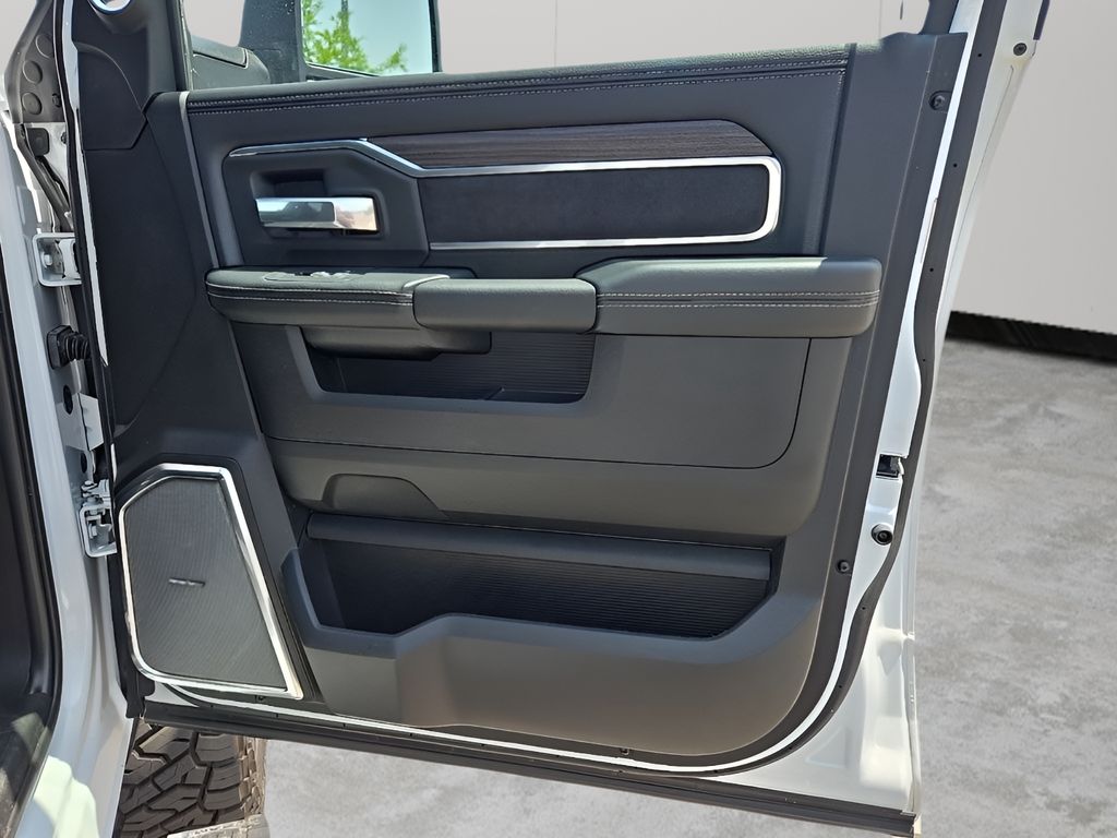 New Car 2025 Ram 2500  Laramie For Sale Under $90,000 In Austin, Texas