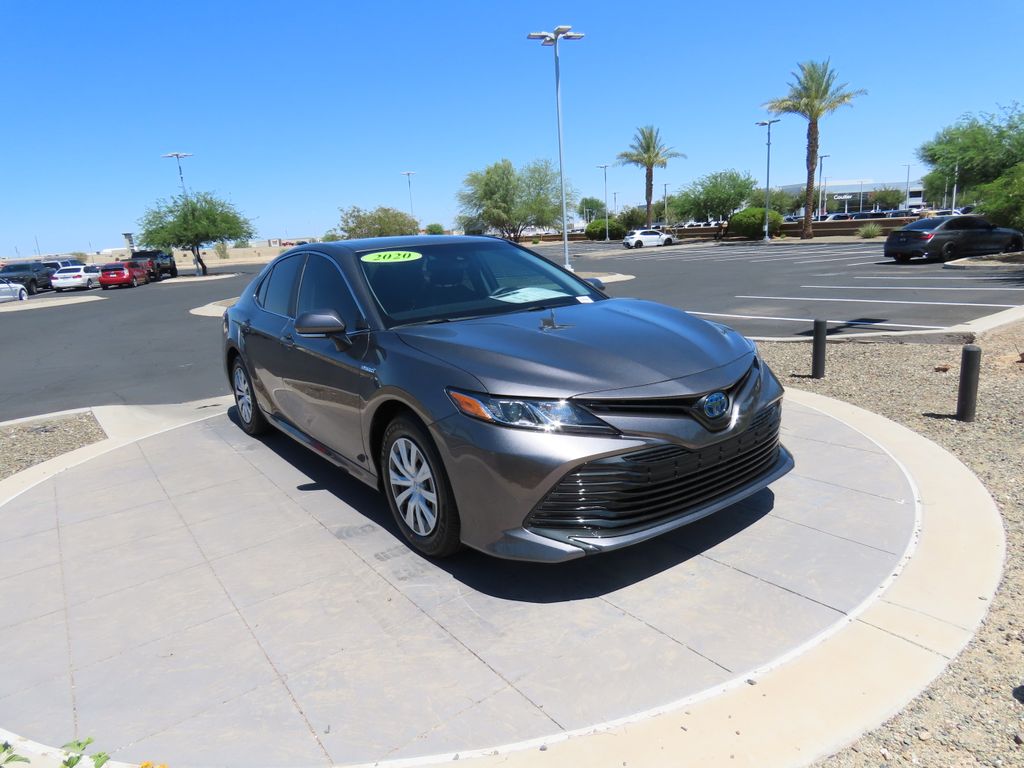 Thumbnail: 2020 Toyota Camry - 3