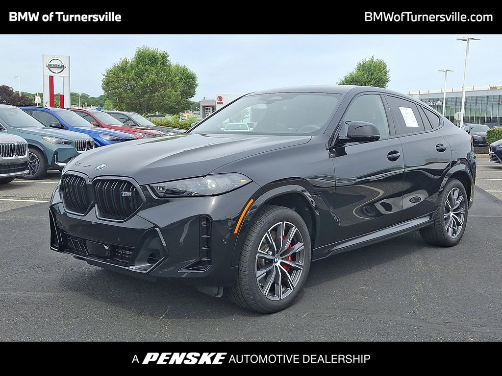 2025 BMW X6 M60i Hero Image