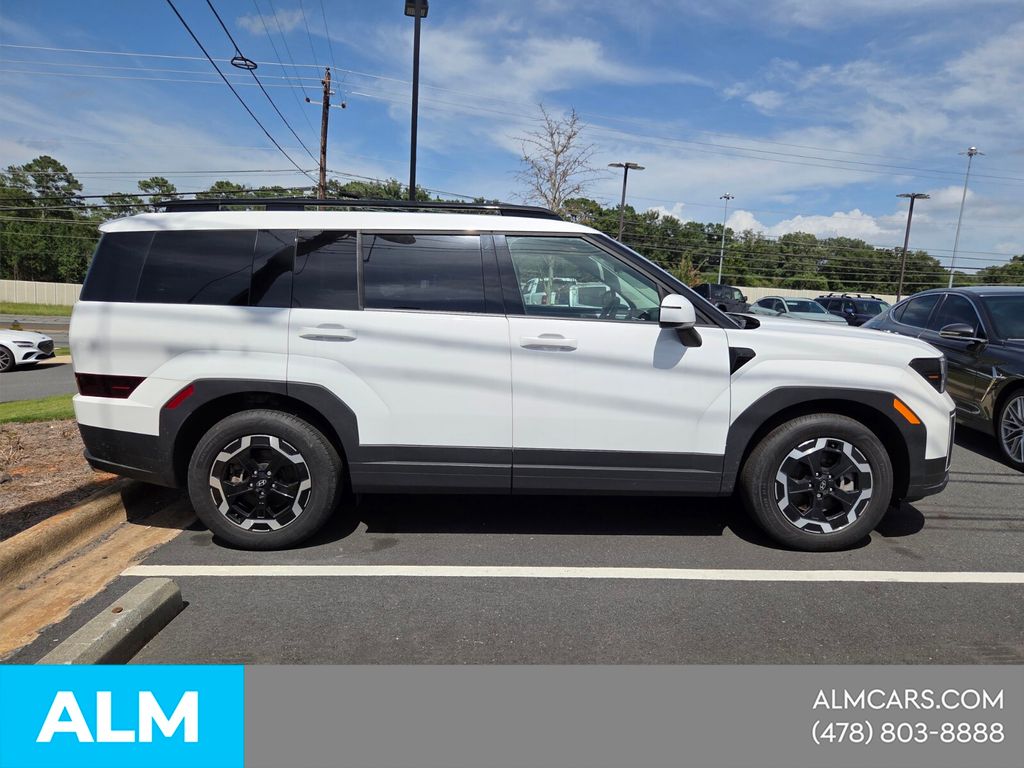 Used 2024 White Hyundai SEL image 16
