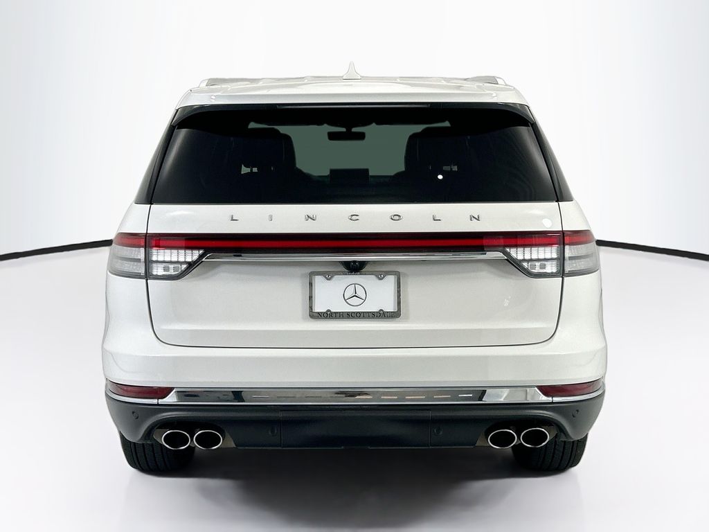 Thumbnail: 2023 Lincoln Aviator - 6