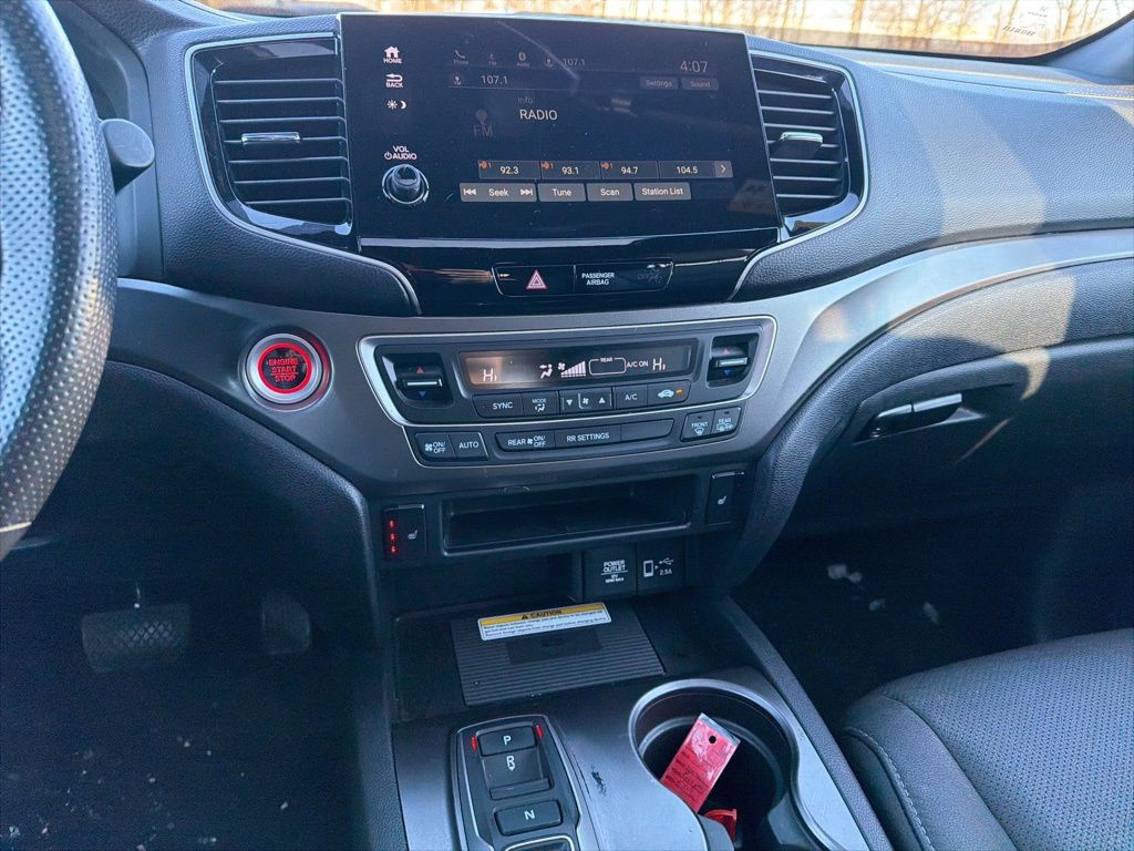 Thumbnail: 2023 Honda Passport - 16