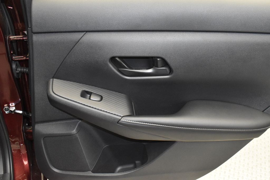 2025 Nissan Sentra SV 28