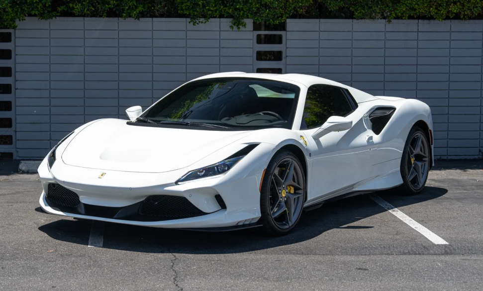 Ferrari F8 Spider RWD