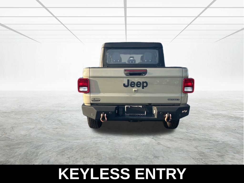View vehicle photo 6