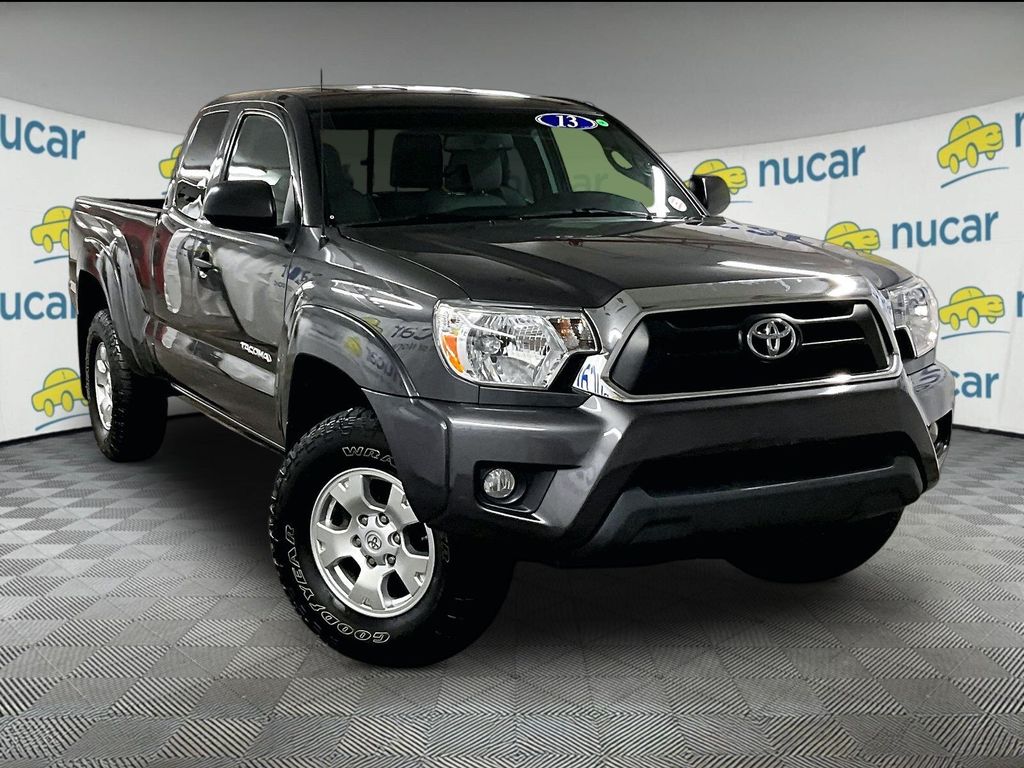 2013 Toyota Tacoma — photo 1