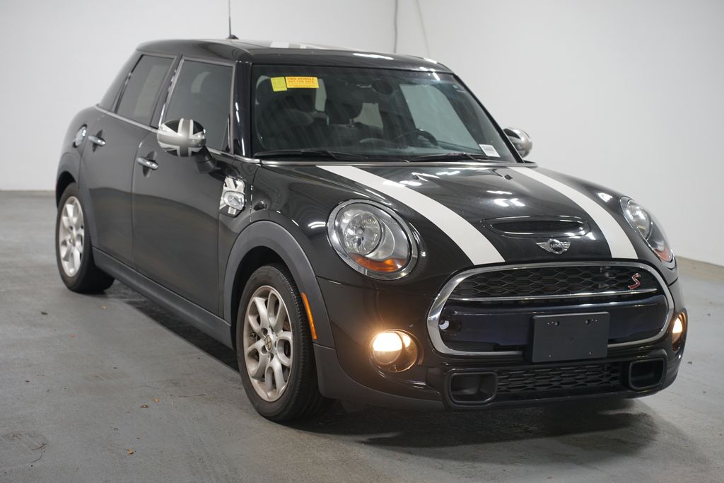 Thumbnail: 2016 MINI Cooper - 3