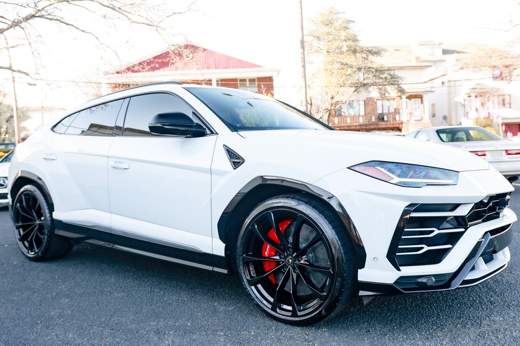 Bianco Monocerus Metallic 2023 Lamborghini Urus S AWD SUV / Crossover All-Wheel Drive 8-Speed Automatic