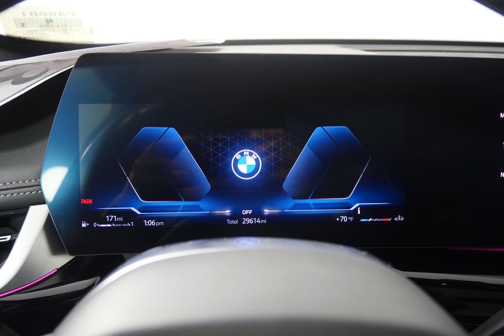 Thumbnail: 2023 BMW X1 - 21