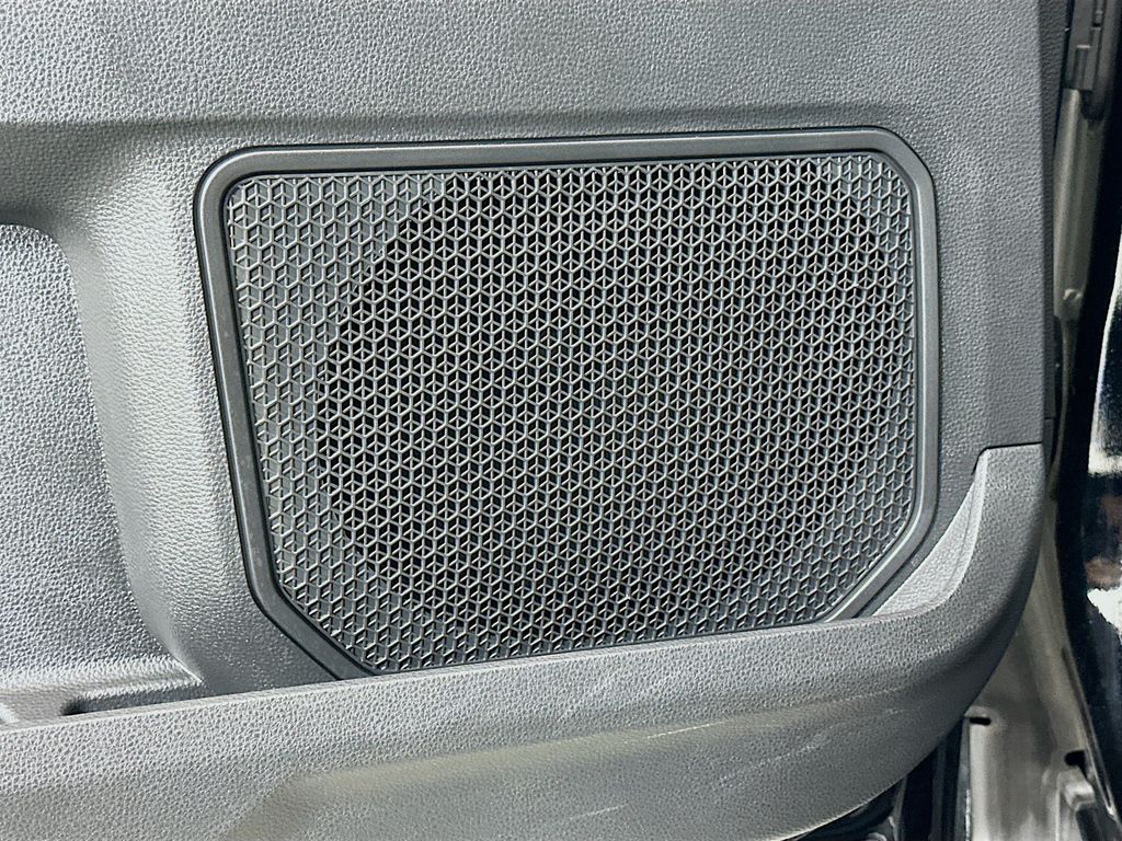 Thumbnail: 2024 Toyota Tundra - 18