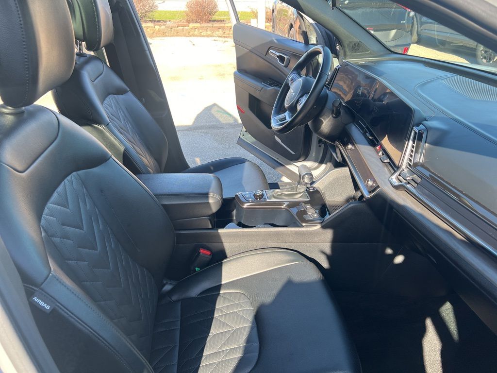 2023 Kia Sportage X-Line photo