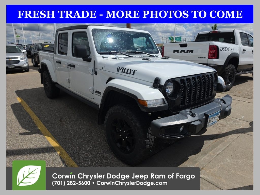 2023 Jeep Gladiator Willys Crew Cab 4WD