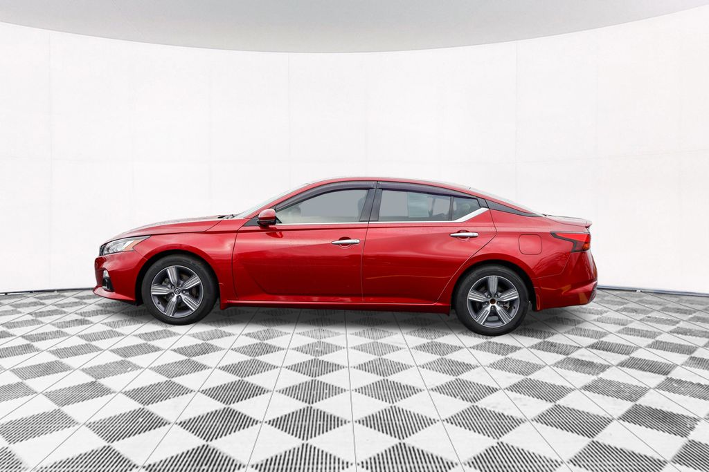 2019 Nissan Altima 2.5 SV 12