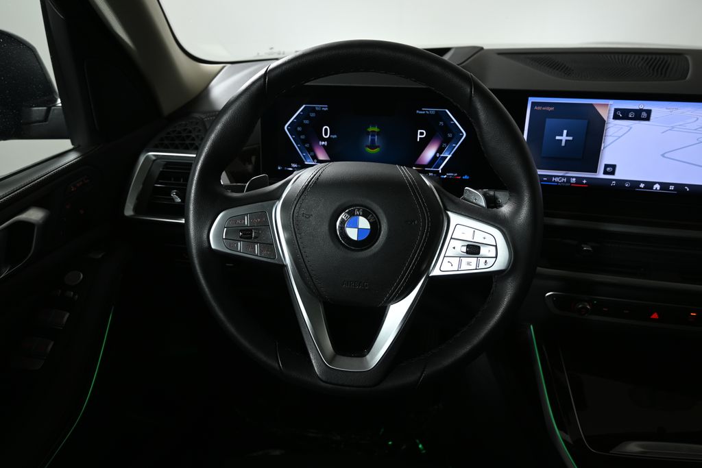 Thumbnail: 2024 BMW X7 - 18