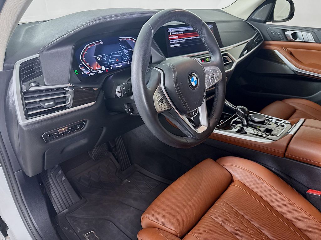 Thumbnail: 2021 BMW X7 - 9