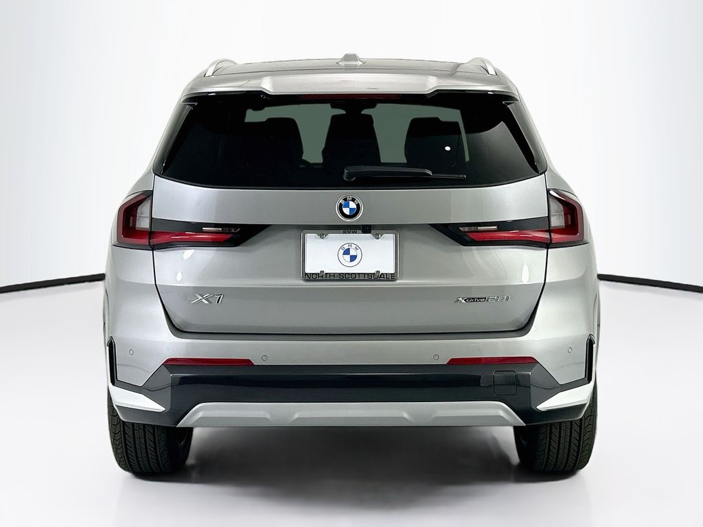 Thumbnail: 2026 BMW X1 - 6