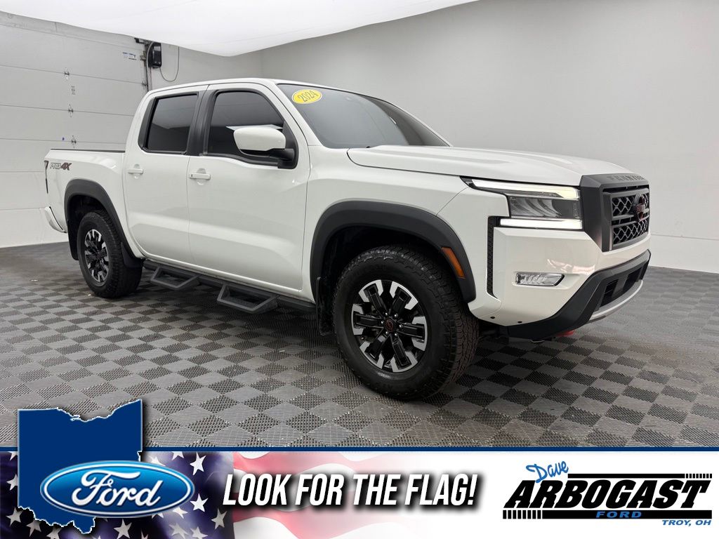 Glacier White 2024 Nissan Frontier Pickup Truck Four-Wheel Drive 9-Speed Automatic Overdrive