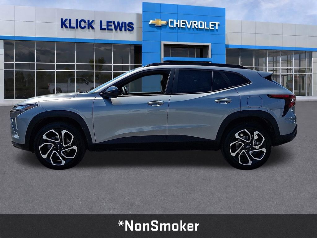 2025 Chevrolet Trax 2RS Gray at Klick Lewis Buick Chevrolet