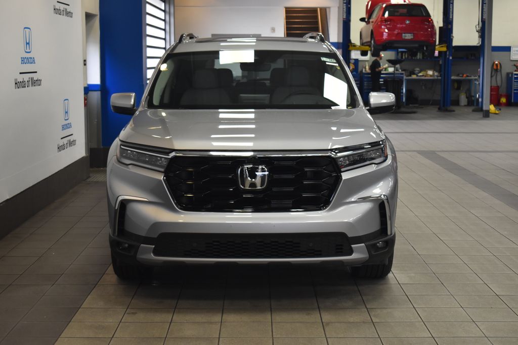 2025 Honda Pilot Elite 2