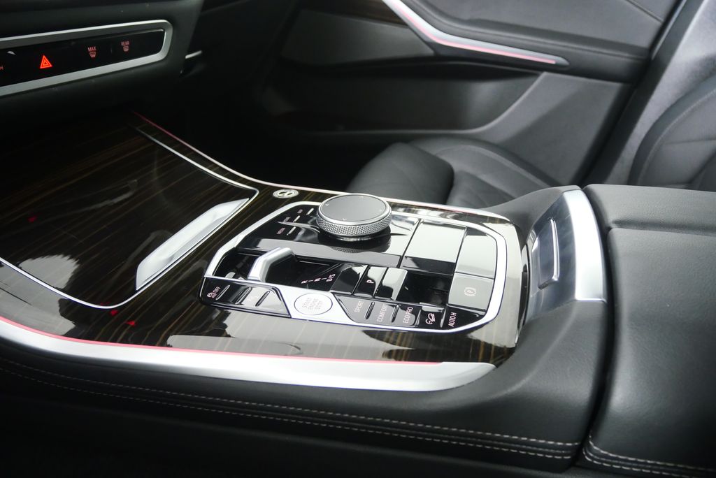 Thumbnail: 2025 BMW X5 - 28