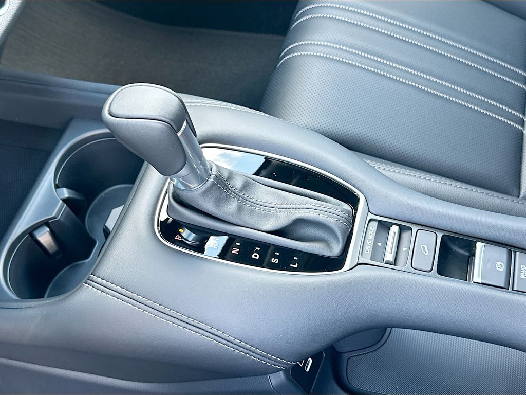 Thumbnail: 2026 Honda HR-V - 13