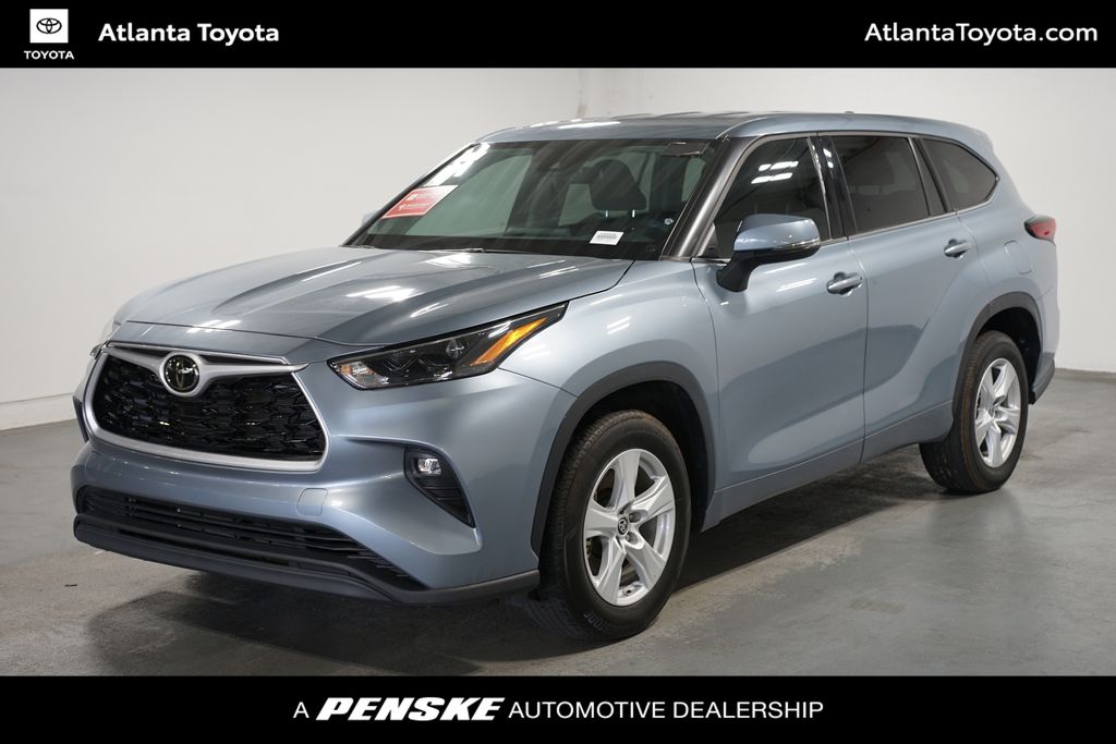 Thumbnail: 2022 Toyota Highlander - 1