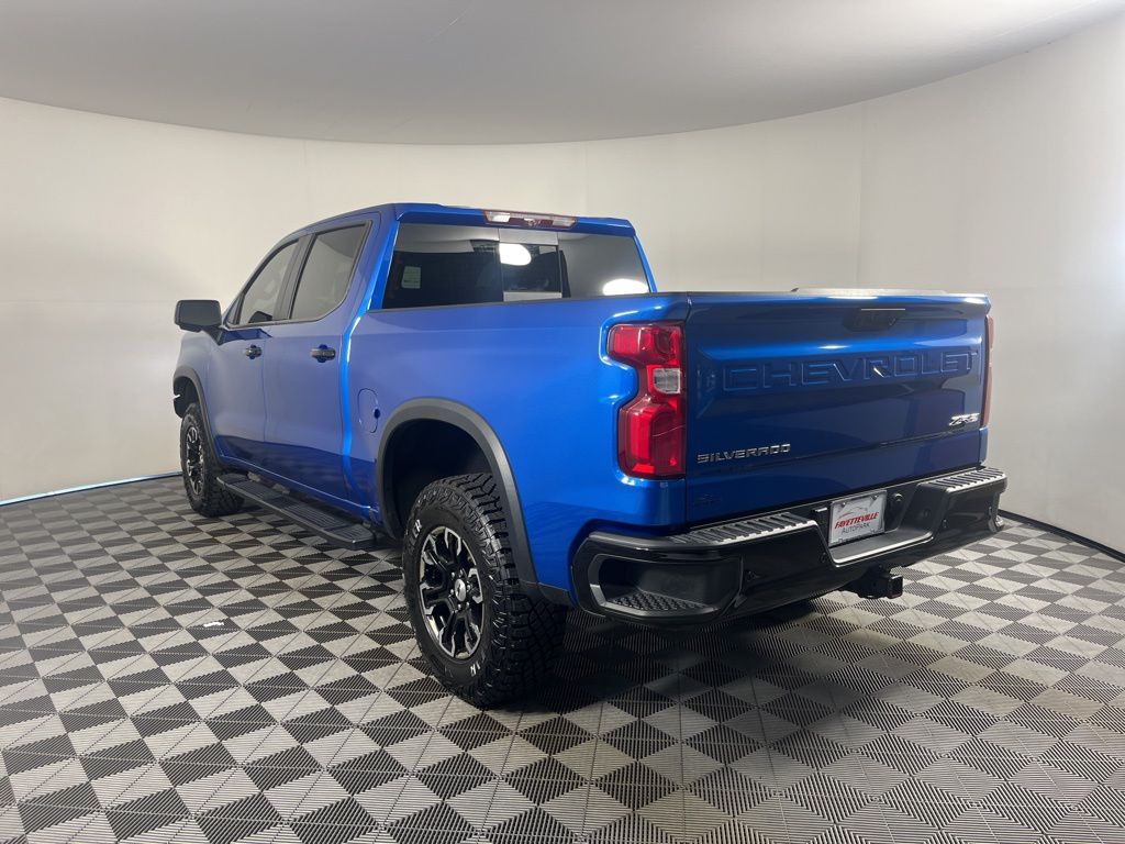 Thumbnail: 2022 Chevrolet Silverado 1500 - 3