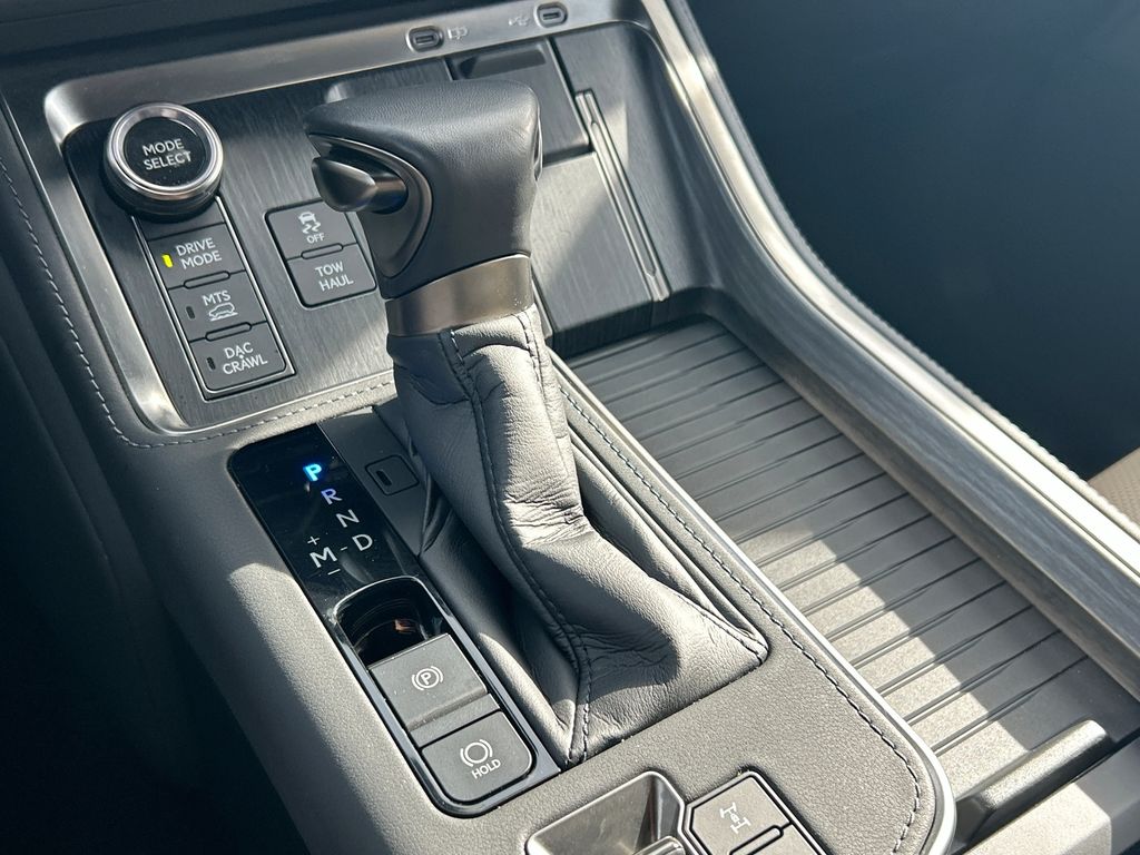 Thumbnail: 2026 Lexus GX - 21