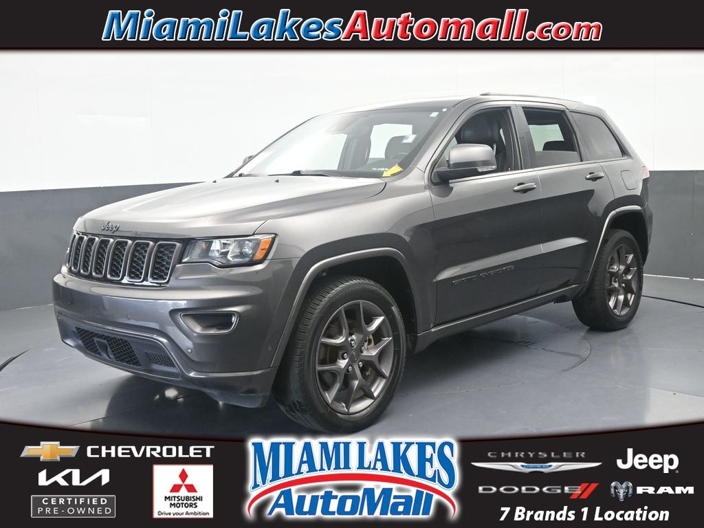 2021 Jeep Grand Cherokee Gris (Granite Crystal Metallic Clearcoat) SUV/Crossover 4X2 8 velocidades Automática