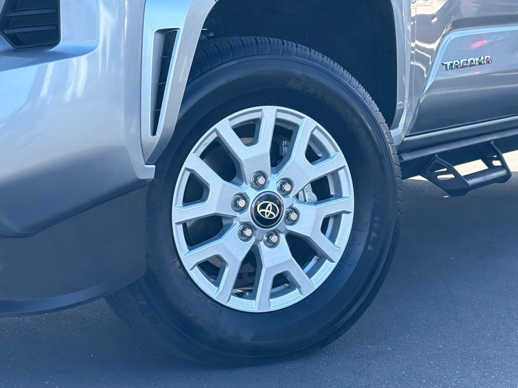 Used 2025 Toyota Tacoma Truck