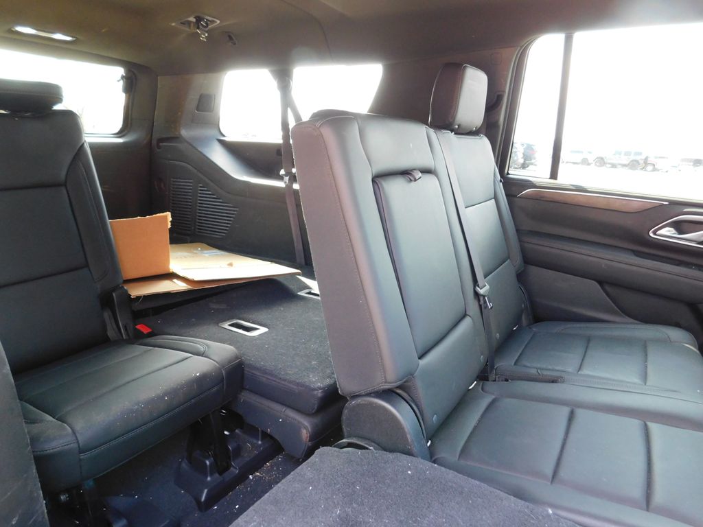 Thumbnail: 2021 Chevrolet Suburban - 4