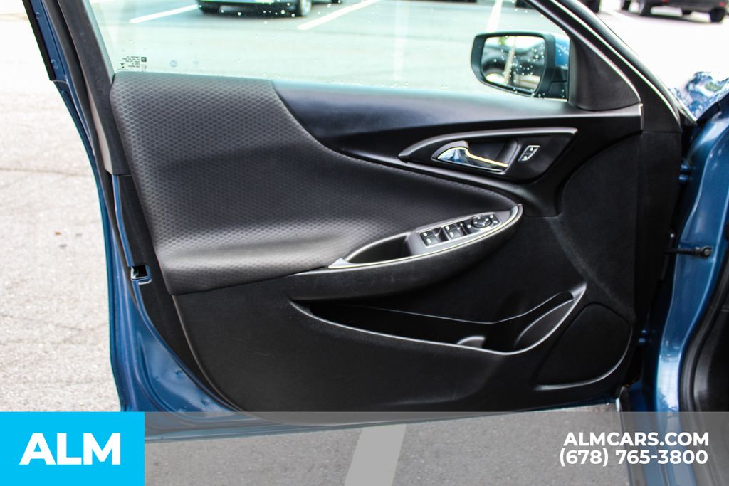 Used 2024 Blue Chevrolet LT image 34