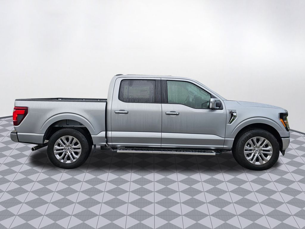 New 2024 Silver Ford XLT image 9
