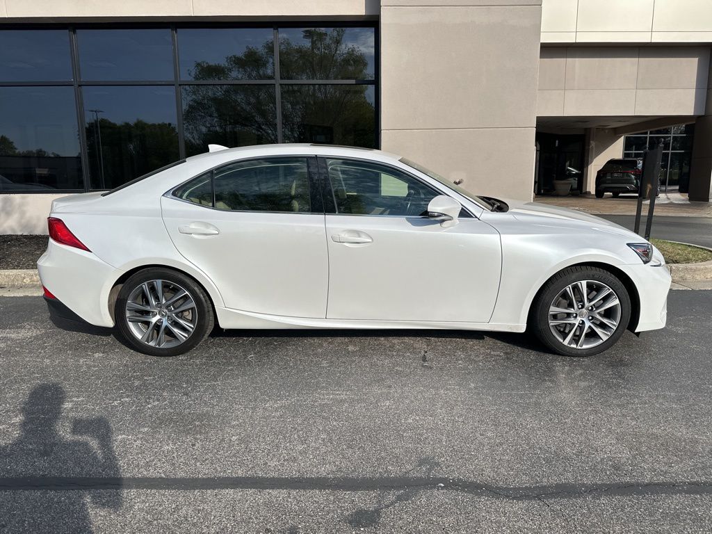 Used 2019 White Lexus 300 image 2