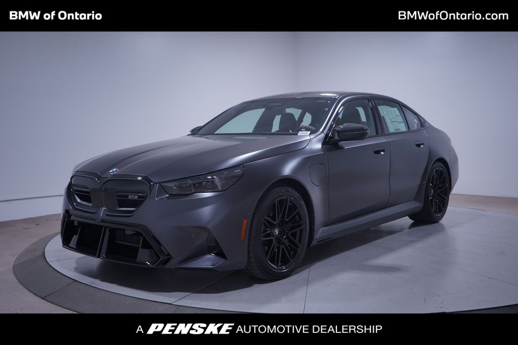 Thumbnail: 2026 BMW M5 - 1