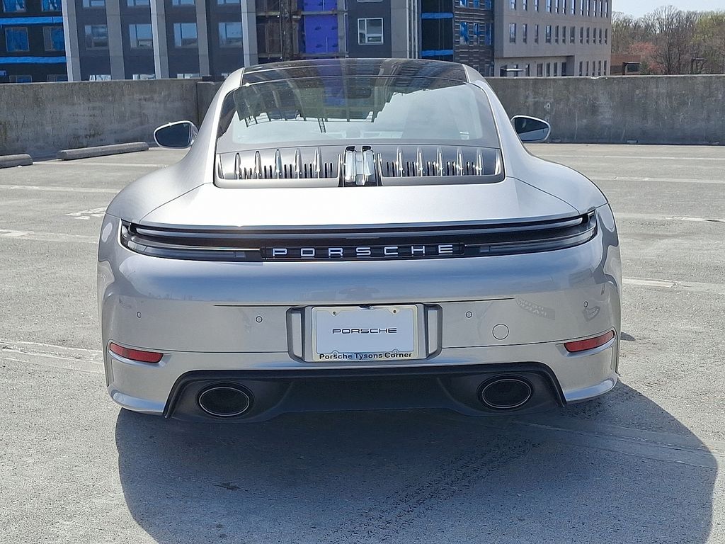 Thumbnail: 2026 Porsche 911 - 9