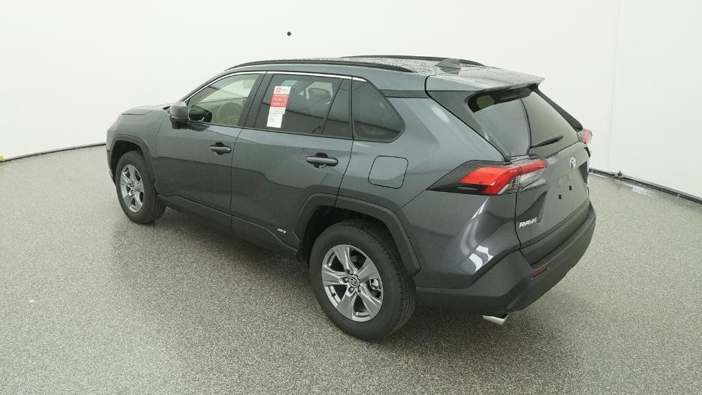 Thumbnail: 2025 Toyota RAV4 - 6